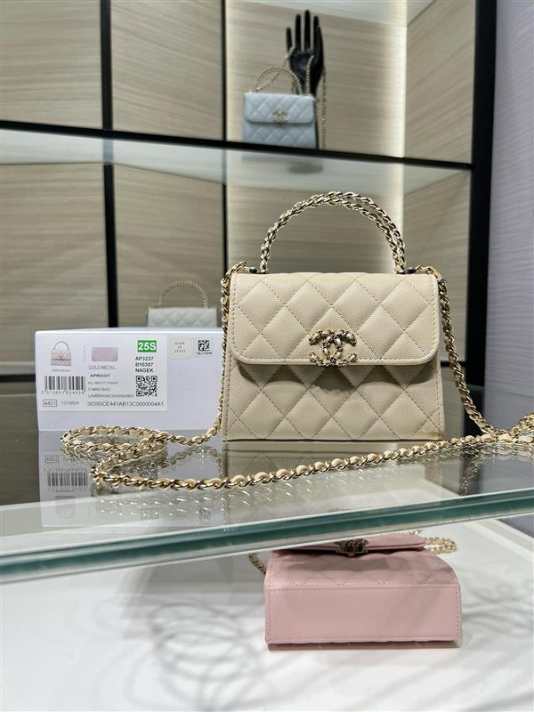 2026131221854867 700